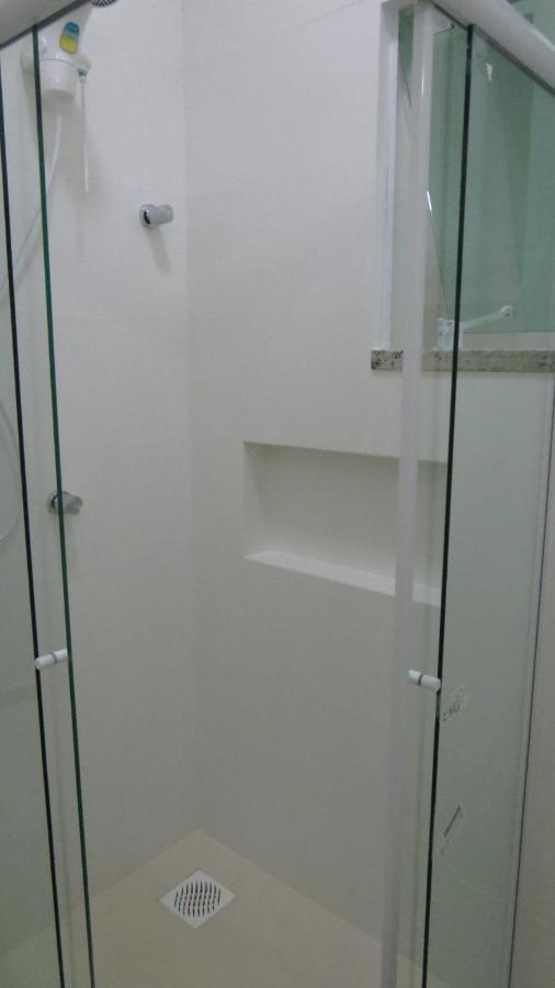 Casas Para Locacao Em Бомбиньяс Экстерьер фото