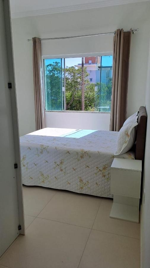 Casas Para Locacao Em Бомбиньяс Экстерьер фото