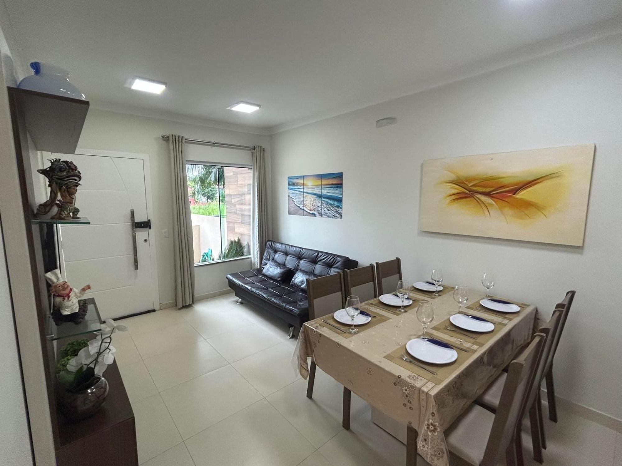 Casas Para Locacao Em Бомбиньяс Экстерьер фото